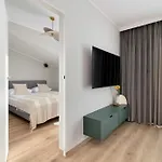 Stylowe 100 M Od Plazy Z Parkingiem I Balkonem By Renters Lejlighed