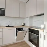 Lejlighed Stylowe 100 M Od Plazy Z Parkingiem I Balkonem By Renters Puck