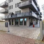 Stylowe 100 M Od Plazy Z Parkingiem I Balkonem By Renters Puck