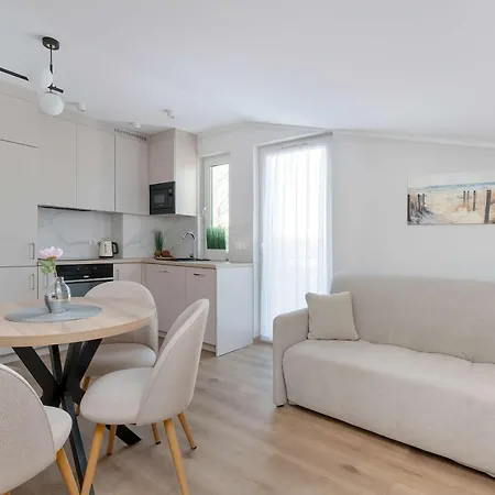 Stylowe 100 M Od Plazy Z Parkingiem I Balkonem By Renters Apartmán *