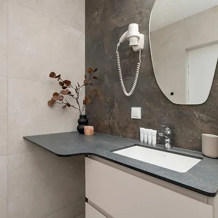 Stylowe 100 M Od Plazy Z Parkingiem I Balkonem By Renters Apartment