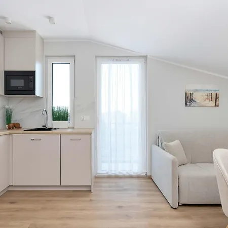 Stylowe 100 M Od Plazy Z Parkingiem I Balkonem By Renters * Puck