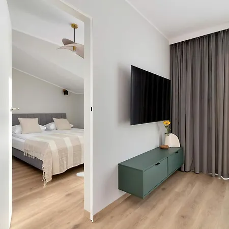 Stylowe 100 M Od Plazy Z Parkingiem I Balkonem By Renters Apartmán