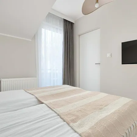Apartmán Stylowe 100 M Od Plazy Z Parkingiem I Balkonem By Renters Puck