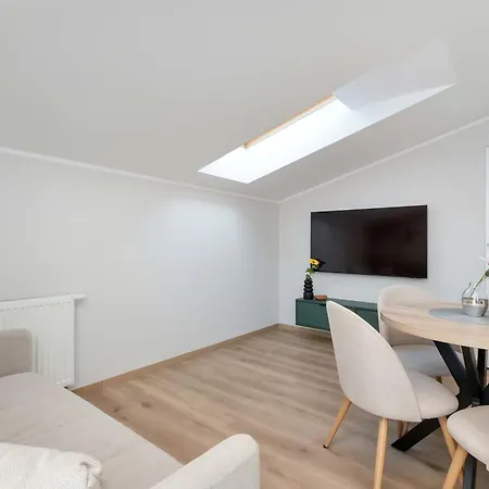 Stylowe 100 M Od Plazy Z Parkingiem I Balkonem By Renters *