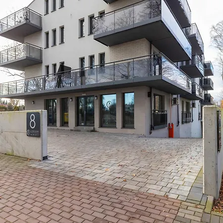 Stylowe 100 M Od Plazy Z Parkingiem I Balkonem By Renters Puck