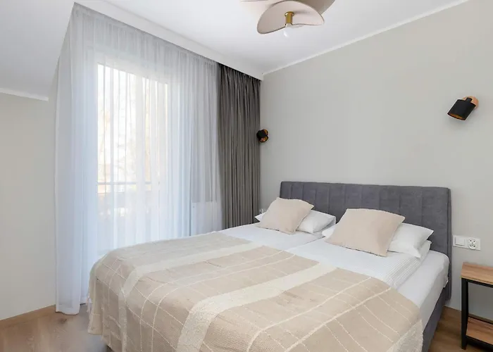 Stylowe 100 M Od Plazy Z Parkingiem I Balkonem By Renters