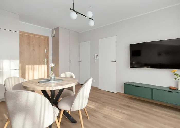 Stylowe 100 M Od Plazy Z Parkingiem I Balkonem By Renters