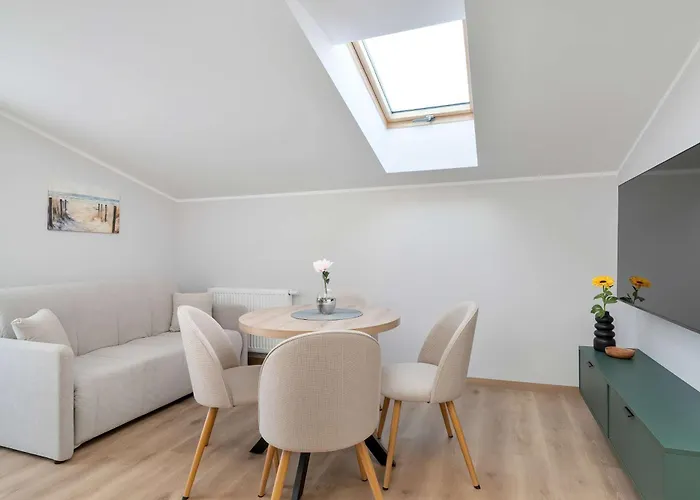 Stylowe 100 M Od Plazy Z Parkingiem I Balkonem By Renters