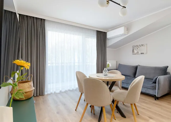 Stylowe 100 M Od Plazy Z Parkingiem I Balkonem By Renters Apartment