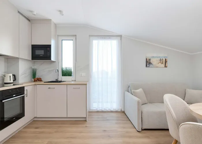 Stylowe 100 M Od Plazy Z Parkingiem I Balkonem By Renters * Puck