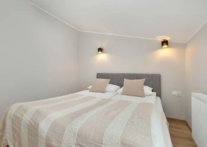 Apartment Stylowe 100 M Od Plazy Z Parkingiem I Balkonem By Renters Puck