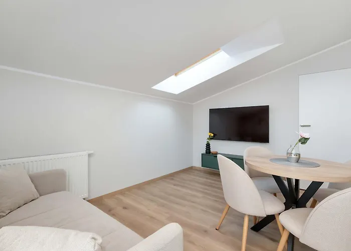 Stylowe 100 M Od Plazy Z Parkingiem I Balkonem By Renters *