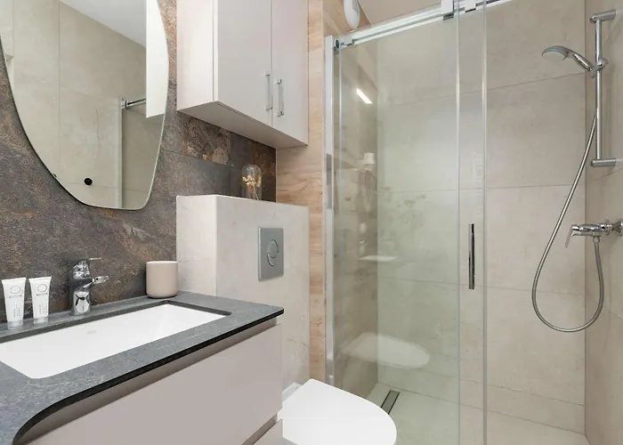 Stylowe 100 M Od Plazy Z Parkingiem I Balkonem By Renters Apartment Puck