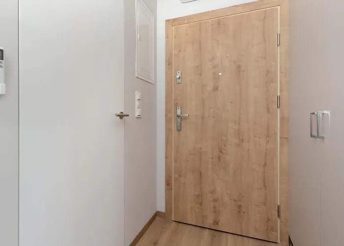 Stylowe 100 M Od Plazy Z Parkingiem I Balkonem By Renters * Puck