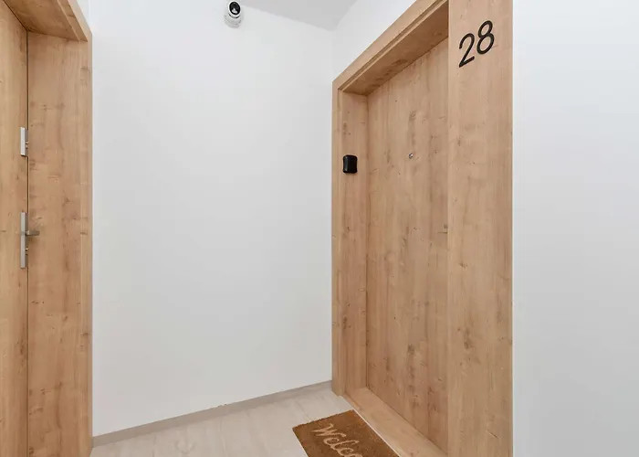 Stylowe 100 M Od Plazy Z Parkingiem I Balkonem By Renters * Puck