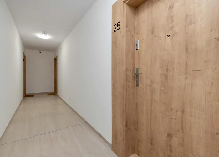 Stylowe 100 M Od Plazy Z Parkingiem I Balkonem By Renters Apartment Puck